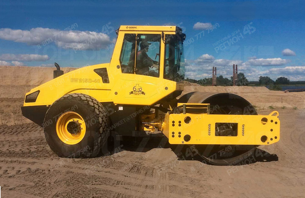 Купить Каток грунтовый BW 215 D-40 и другую дорожную, коммунальную, строительную спецтехнику в Торговом Доме «Регион 45».