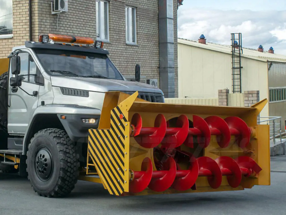 Купить Шнекороторный снегоочиститель УРАЛ NEXT АМКОДОР 9531-03 и другую дорожную, коммунальную, строительную спецтехнику в Торговом Доме «Регион 45».