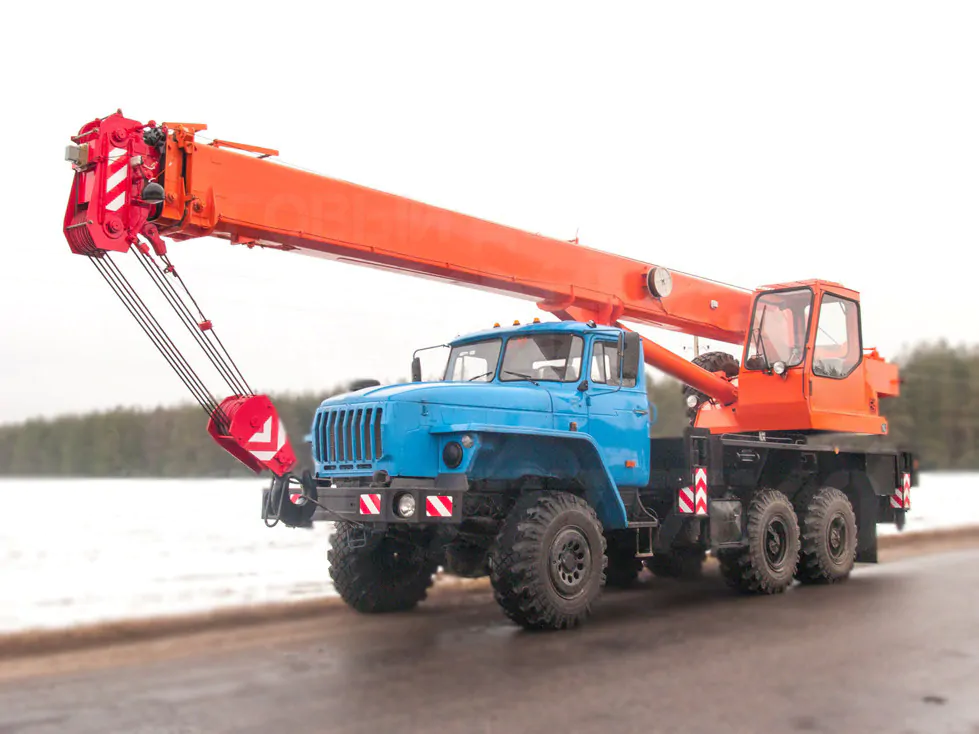 Купить Автокран Урал-4320 КС-55713-3К-2 и другую дорожную, коммунальную, строительную спецтехнику в Торговом Доме «Регион 45».