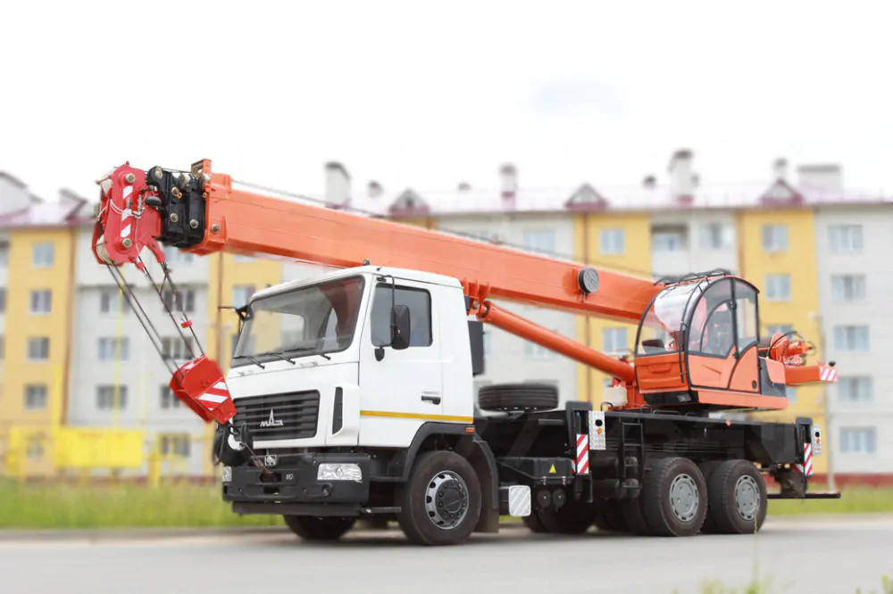 Купить Автокран МАЗ-6312С3 КС-55713-6К-3 и другую дорожную, коммунальную, строительную спецтехнику в Торговом Доме «Регион 45».