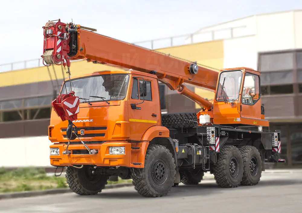 Купить Автокран КамАЗ-43118 КС-35719-7-02 6х6 и другую дорожную, коммунальную, строительную спецтехнику в Торговом Доме «Регион 45».