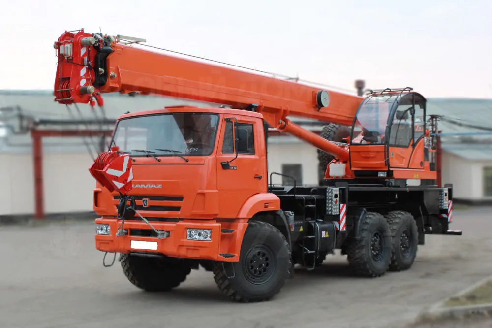 Купить Автокран КамАЗ-43118 КС-45719-7К 6х6 и другую дорожную, коммунальную, строительную спецтехнику в Торговом Доме «Регион 45».