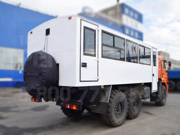 Купить Вахтовый автобус Камаз 43502-3036 и другую дорожную, коммунальную, строительную спецтехнику в Торговом Доме «Регион 45».