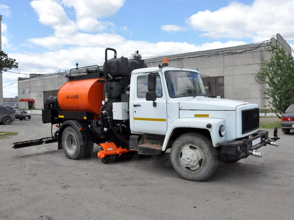 Купить Автогудронатор ГАЗ 3309 + ПМО и другую дорожную, коммунальную, строительную спецтехнику в Торговом Доме «Регион 45».
